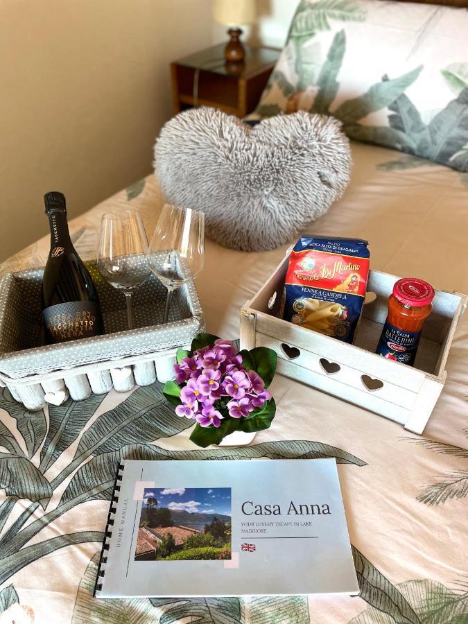 Casa Anna - Parco Hermitage Porto Valtravaglia Buitenkant foto